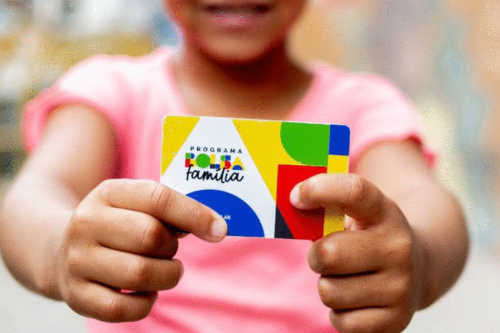 Brasil: entre assistência social e hiperassistencialismo