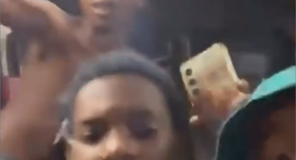 Vídeo de menores exibindo celulares roubados volta a circular e reacende debate sobre insegurança no Rio