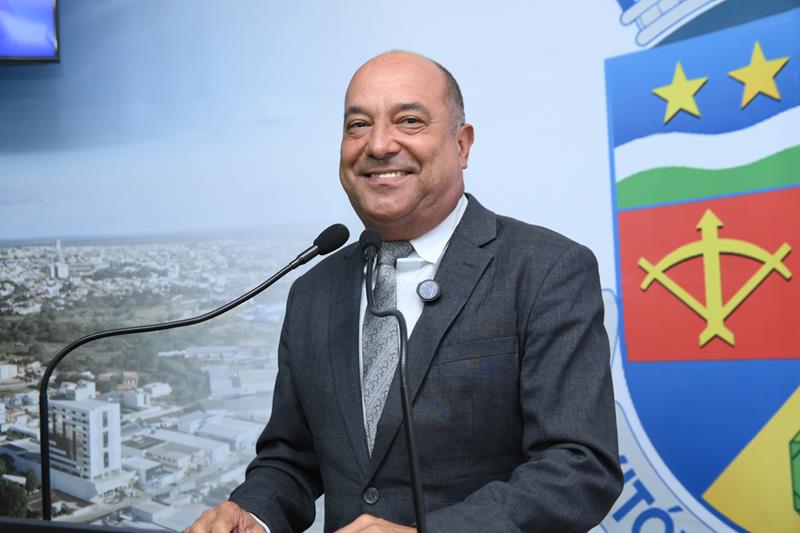 “Cobrou errado? Então devolva!”: Paulinho Oliveira pressiona Prefeitura por dinheiro da Zona Azul