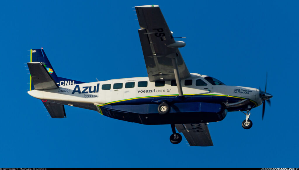 Azul troca avião de 72 por “teco-teco” de 9 lugares e revolta Vitória da Conquista