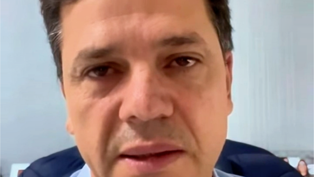 Vice-prefeito comenta cenário político da Bahia e declara apoio a ACM Neto