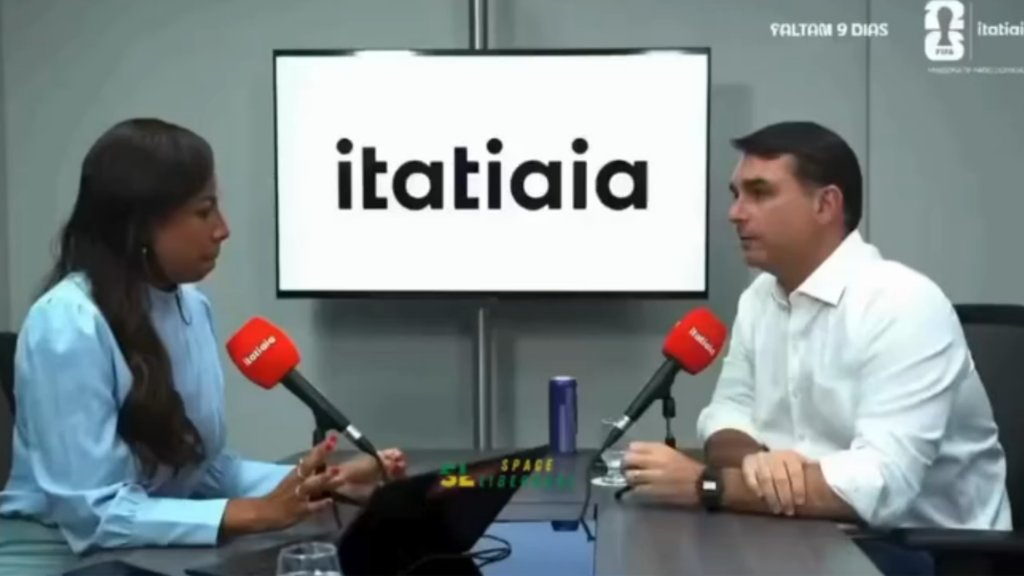 Flávio Bolsonaro destaca Nikolas Ferreira como futuro da direita brasileira