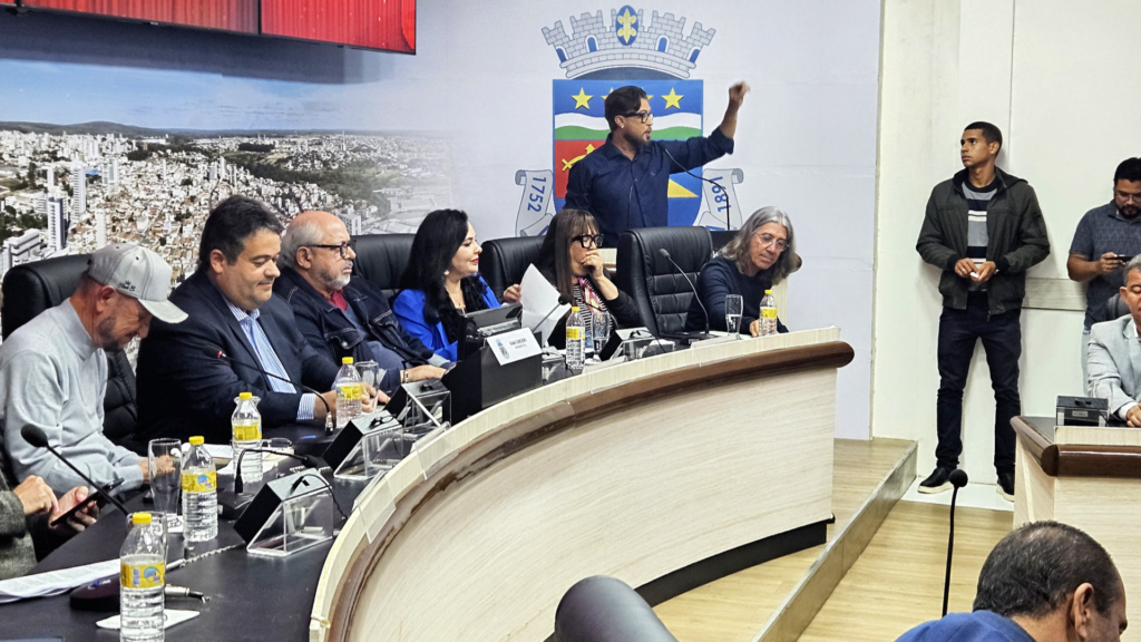 Audiência pública debate fortalecimento do teatro em Vitória da Conquista