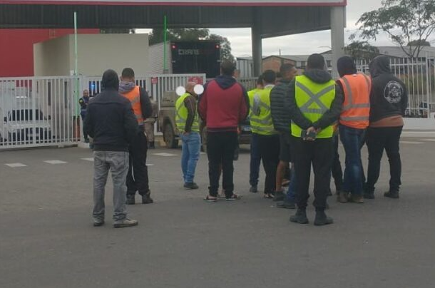 Entregadores do Mercado Livre realizam paralisação em Vitória da Conquista e cobram melhorias