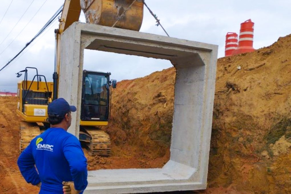 Prefeitura retoma obras nas avenidas Francisco Sabino, Expedicionários e Brumado após melhora do tempo