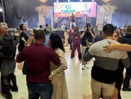 Arraiá do SIMMP leva muito forró e tradição para Vitória da Conquista neste sábado