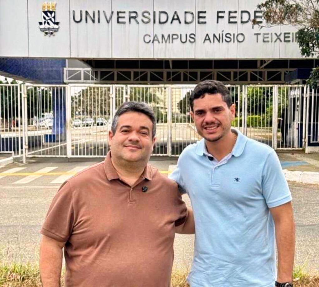 Carlos Muniz defende Hospital Universitário em Vitória da Conquista