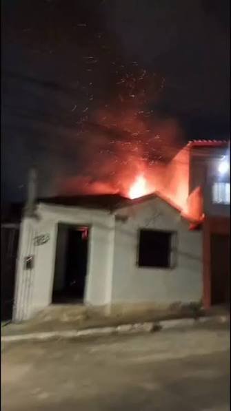 CASO NOAH: RÁDIO CONQUISTA FM NOTICIA OSSADA DE CRIANÇA EM CASA DE SUSPEITO